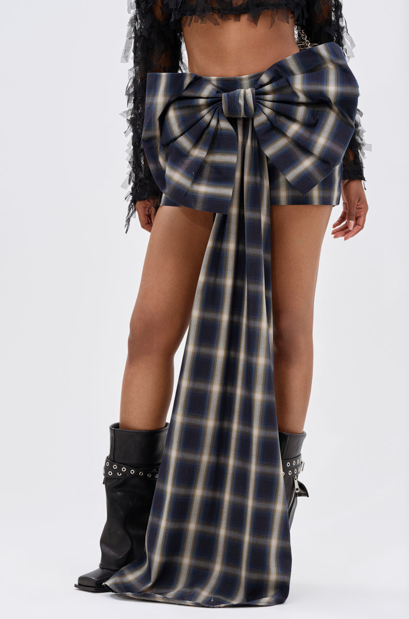PRETTY LIKE ME PLAID BOW MINI SKIRT