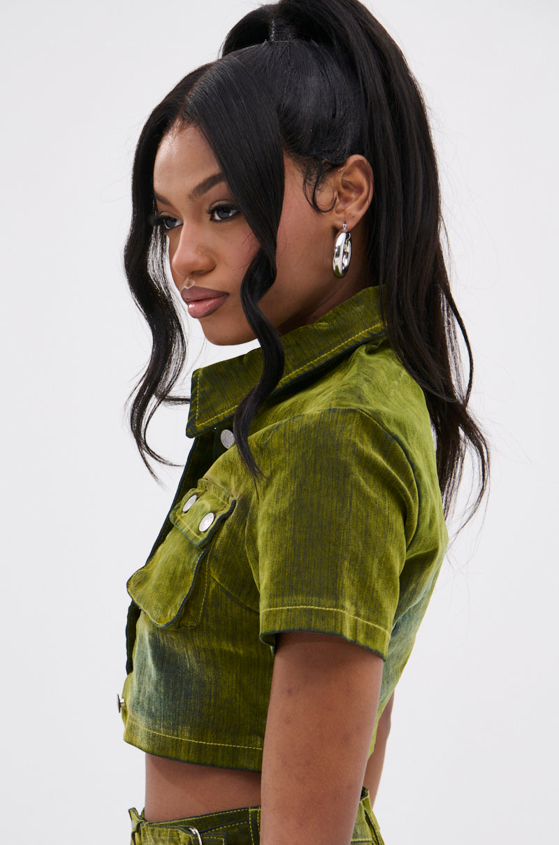 CAN'T STOP LOOKING BUTTON DOWN TOP