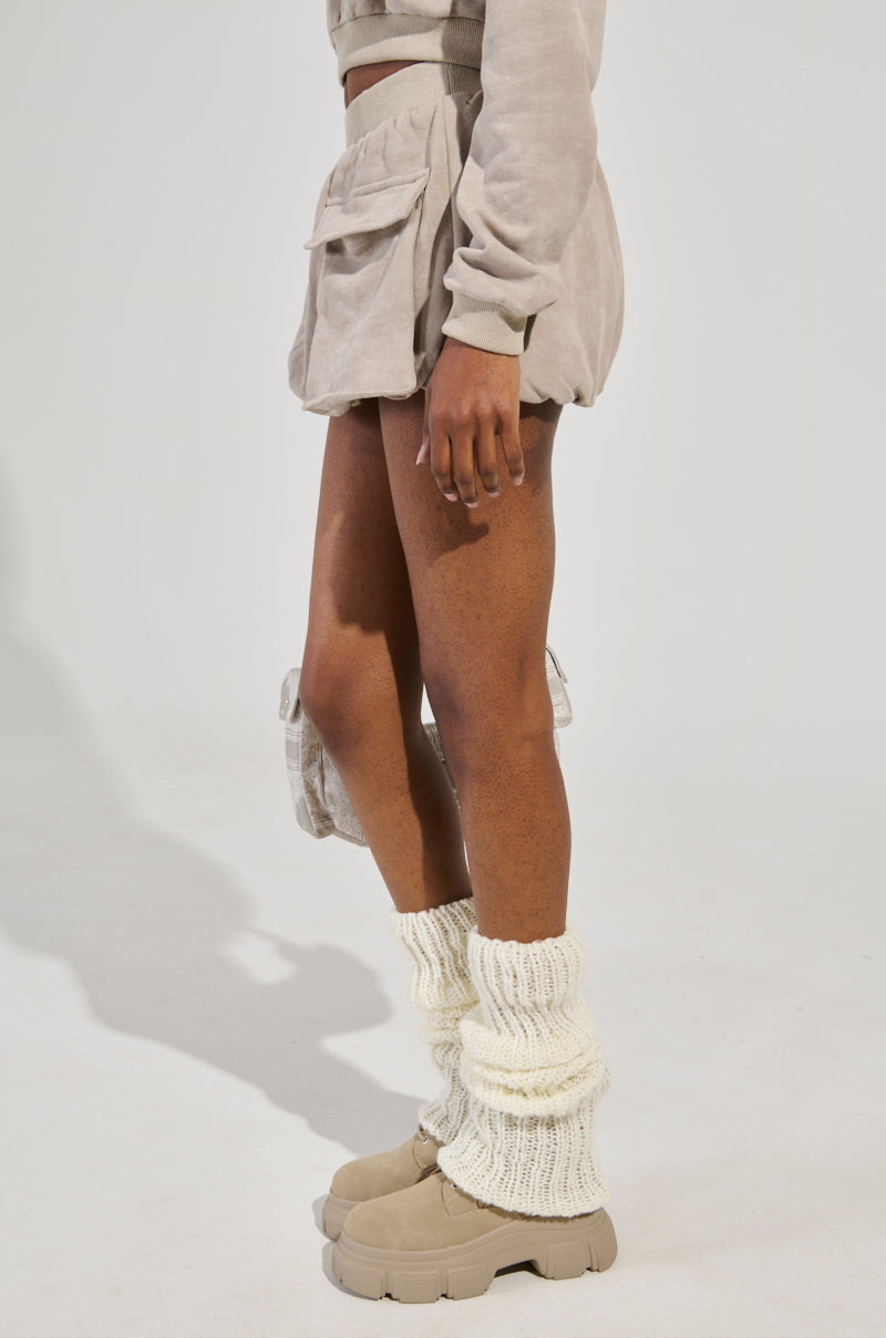 OFF-DUTY MINI SKIRT