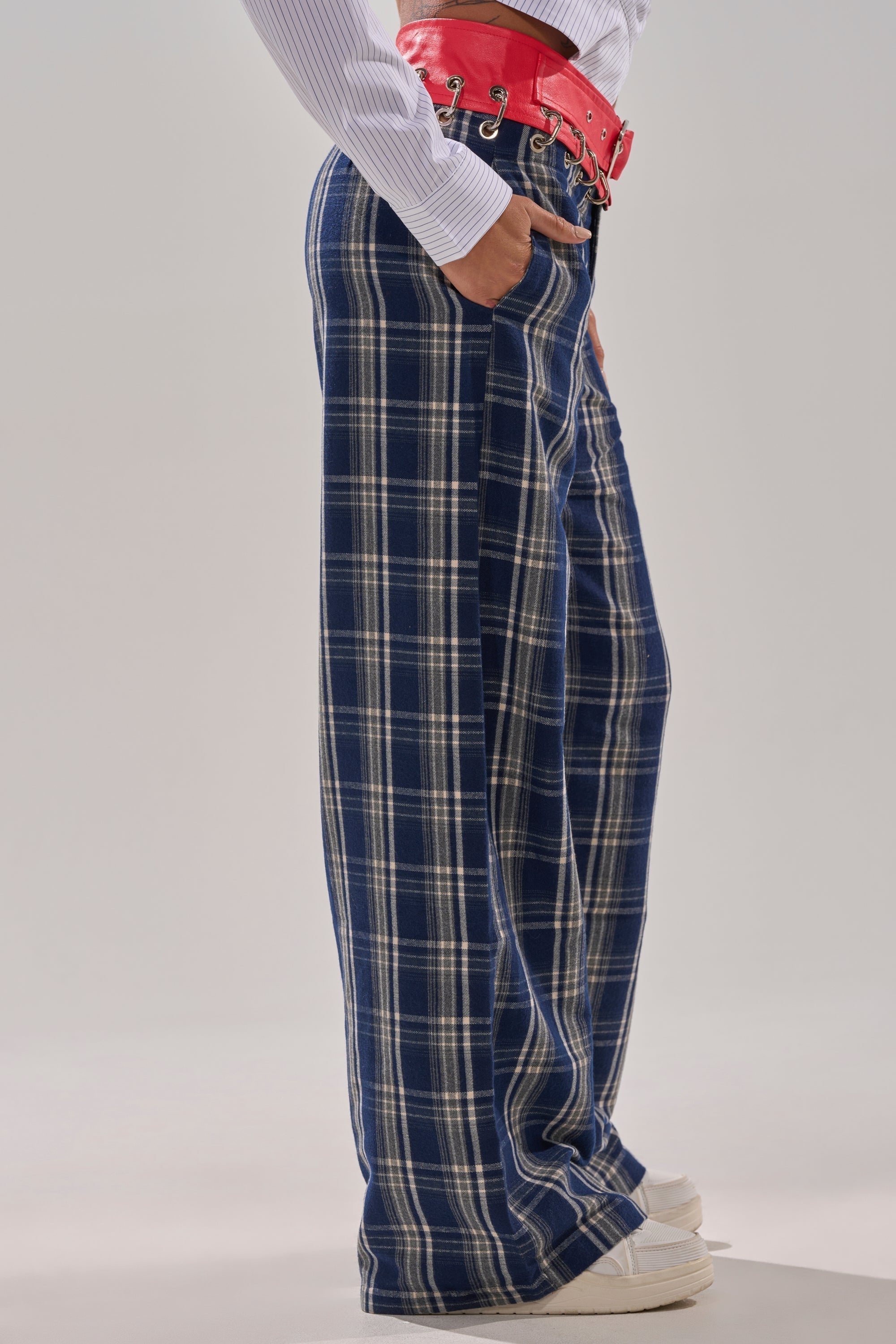 FREE STYLE LIFE PLAID TROUSER