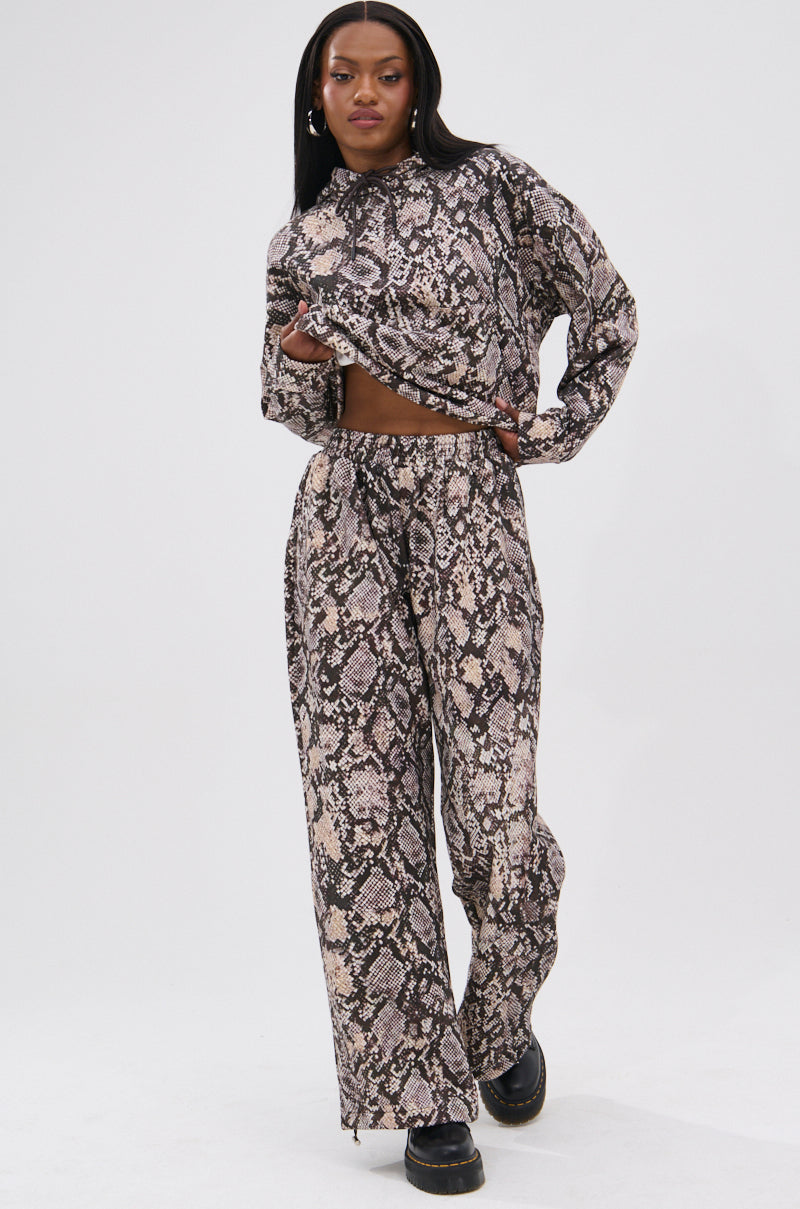 PYTHON WIDE LEG JOGGER