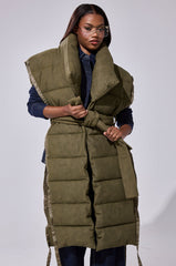 PILOT JONES LONGLINE PUFFER VEST IN CROC SUEDE
