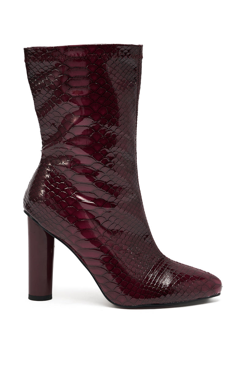 AZALEA WANG WINGROVE BURGUNDY CHUNKY HEEL CROCODILE BOOTIE