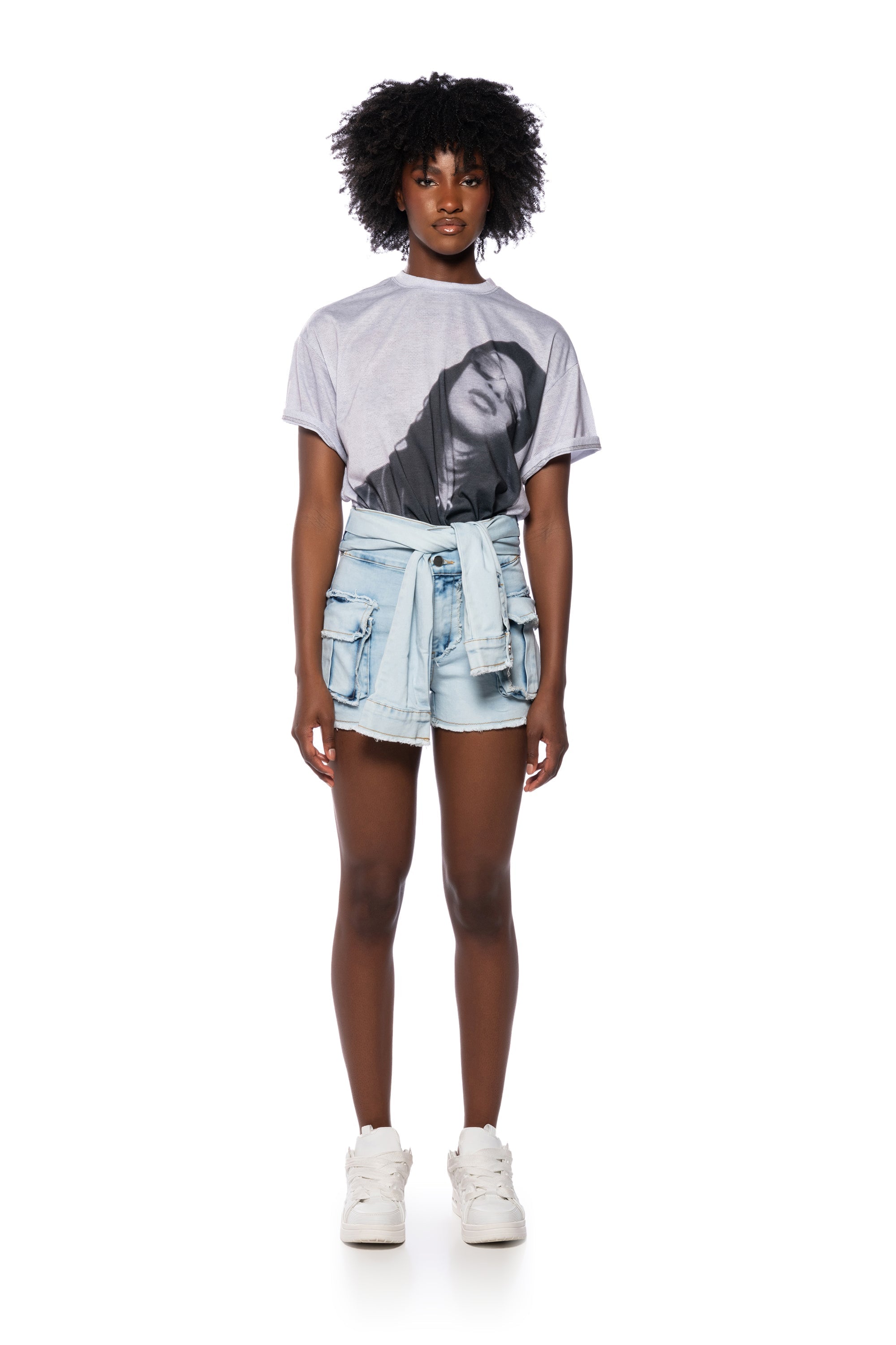 AALIYAH DISTRESSED GRAPHIC TEE