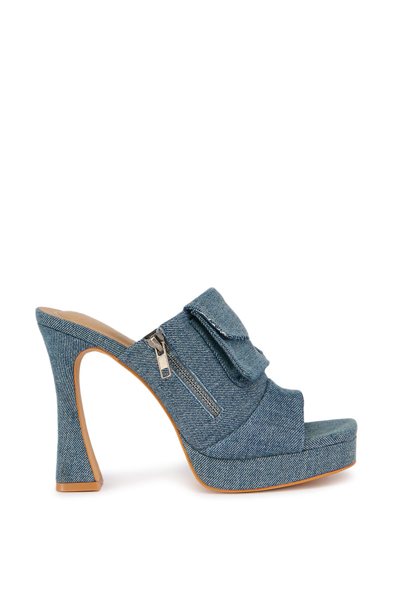 AZALEA WANG AGATHA DENIM CHUNKY SANDAL
