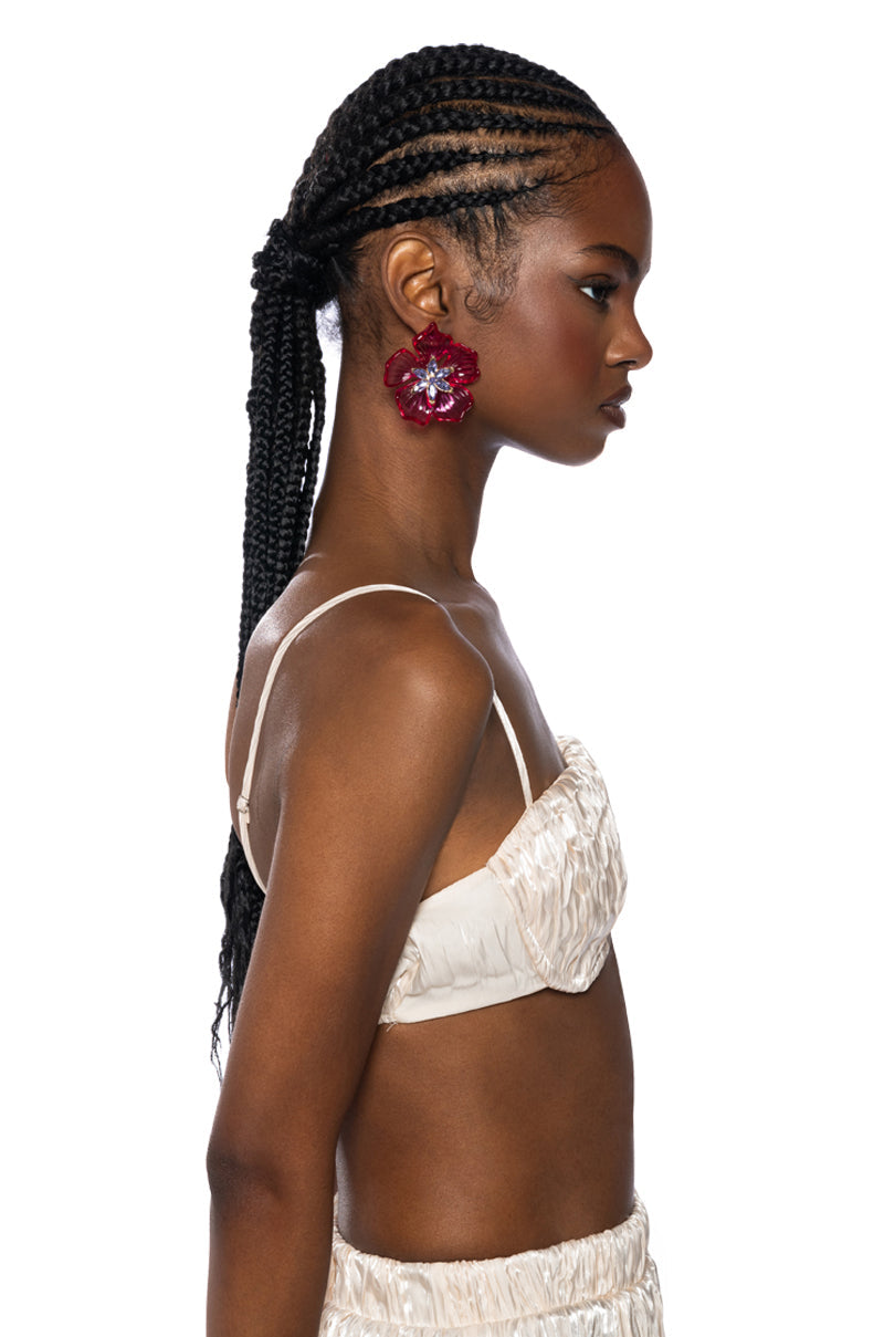 DREAM ABOUT YOU TEXTURED CROP TOP