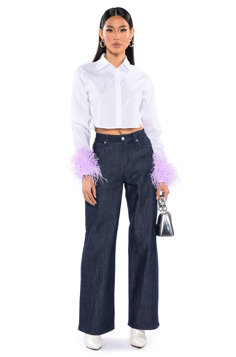 FEATHERS ON MY MIND CROPPED POPLIN SHIRT WITH FEATHERS