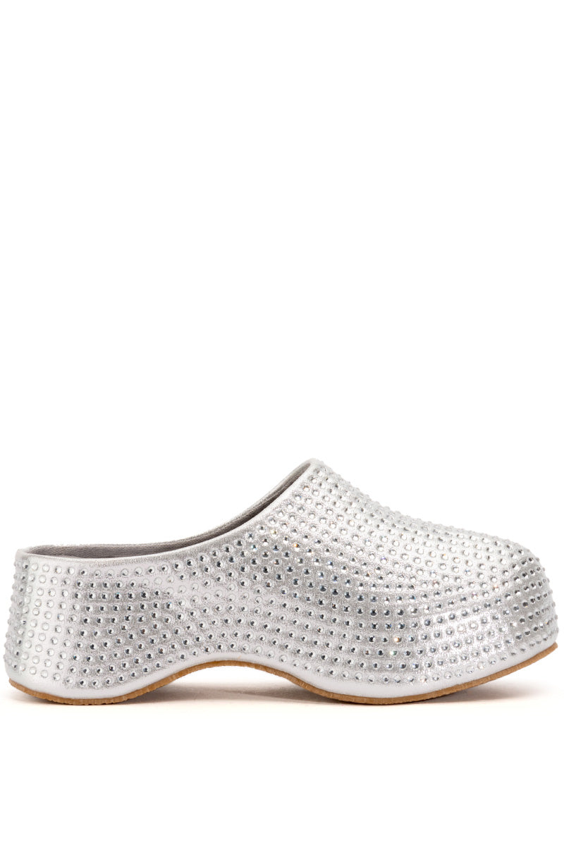 EMELIA EMBELLISHED CLOG IN SILVER